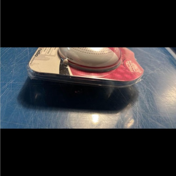 Vintage GPX AM/FM Radio - Picture 4 of 8